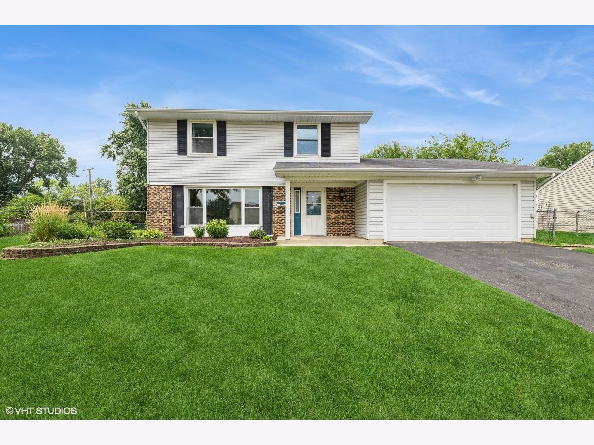  Sold Hanover Park Illinois, 8022 Carnaby