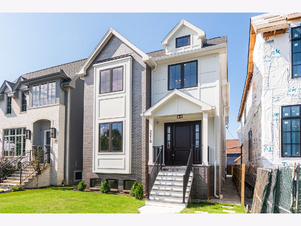  Sold Chicago Illinois, 2218 Oakdale
