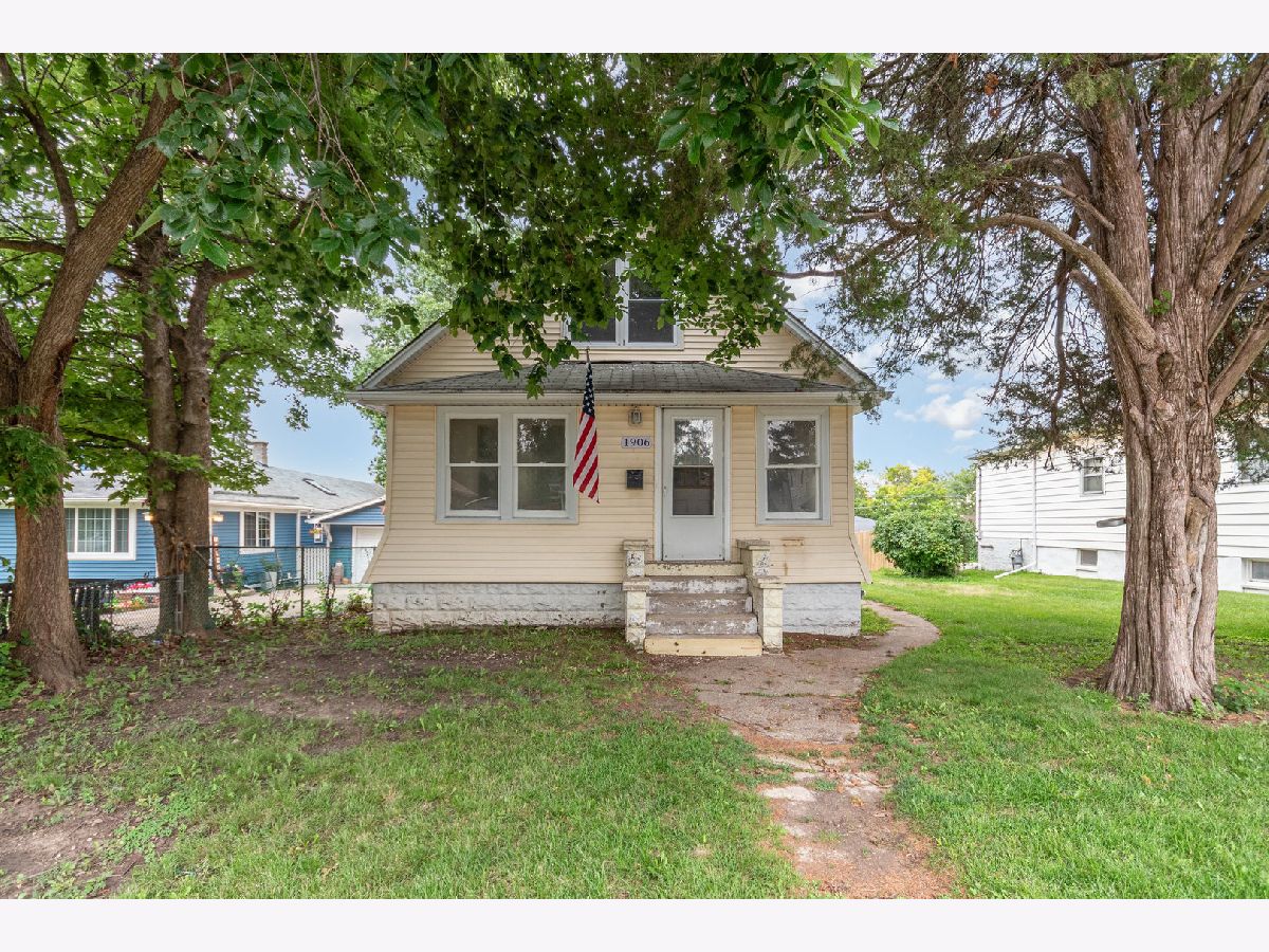  Sold Crest Hill Illinois, 1906 Cora