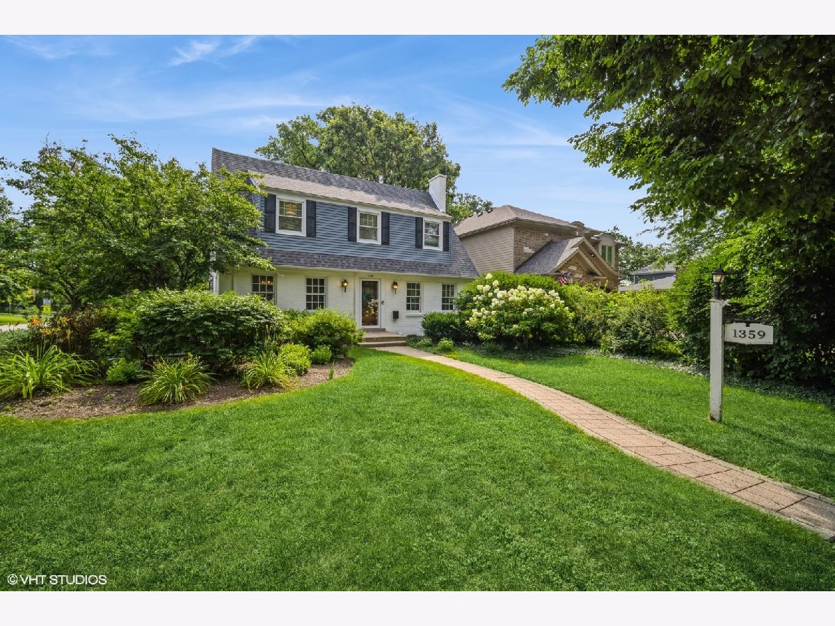 Homes For Sale Woodland Park Deerfield Illinois, 1359 Stratford Road