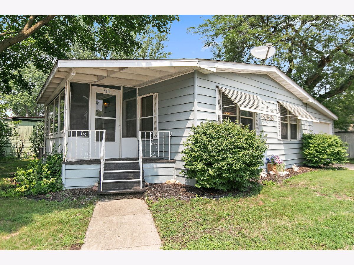 Homes Sold Willow Lake Estates Elgin Illinois, 200 Parkwood