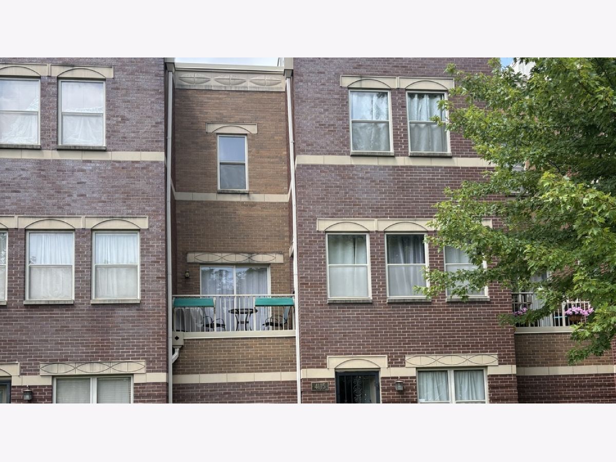 For Sale Chicago Illinois, 4115 Maryland Avenue