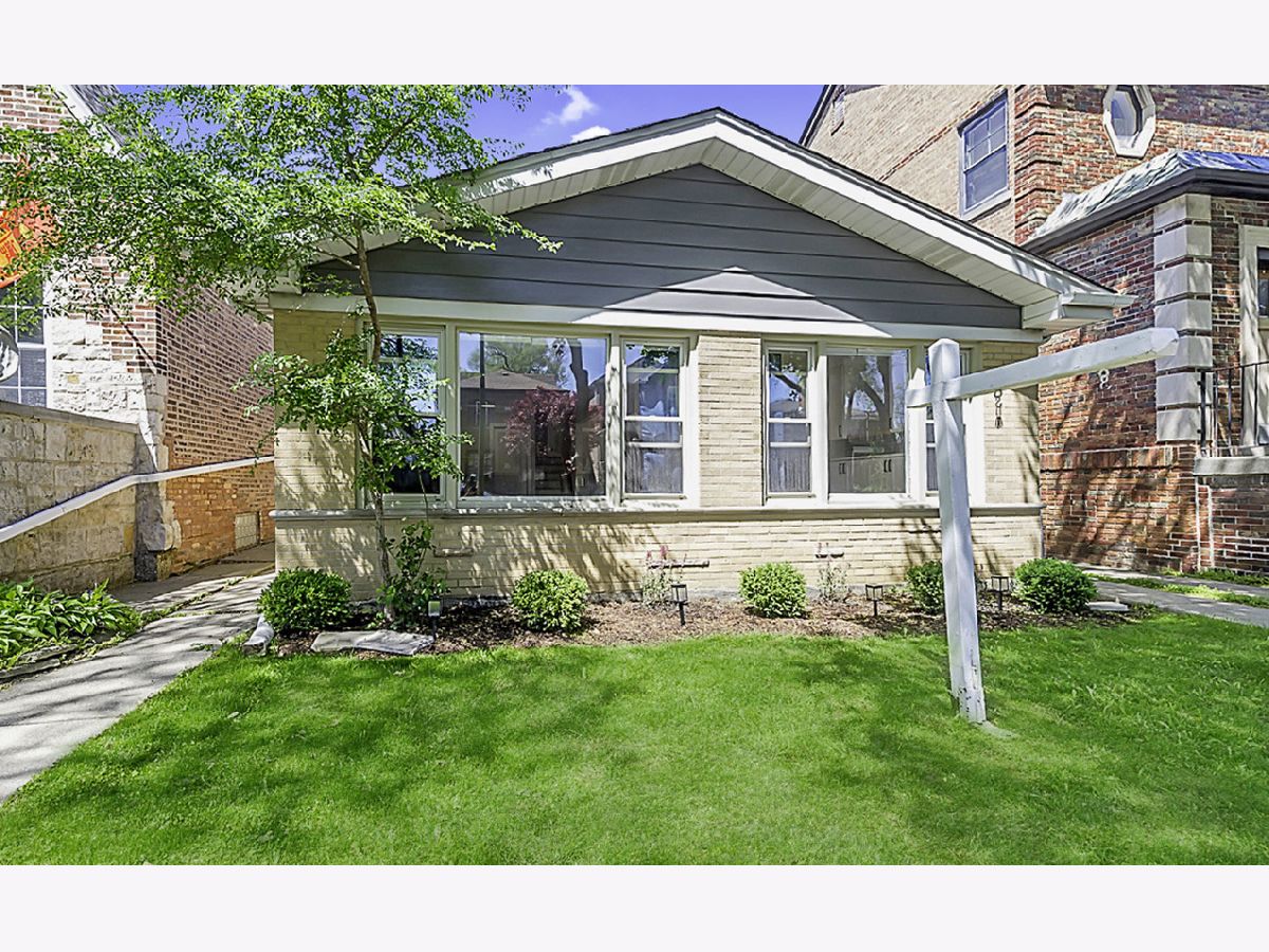 Sold Chicago Illinois, 5848 Drake