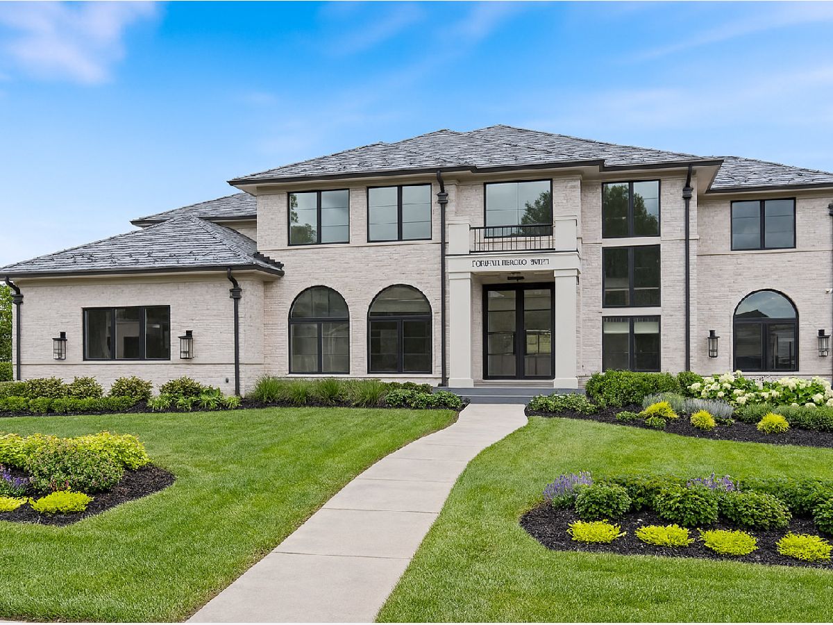 Homes For Sale Highland Fields Burr Ridge Illinois, 8886 Johnston Road