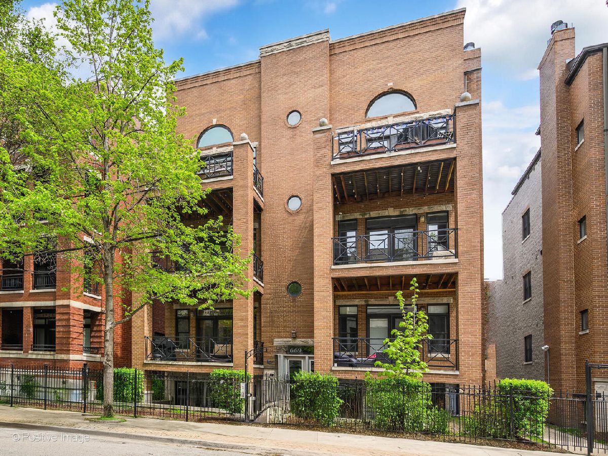 Sold Chicago Illinois, 669 Peoria