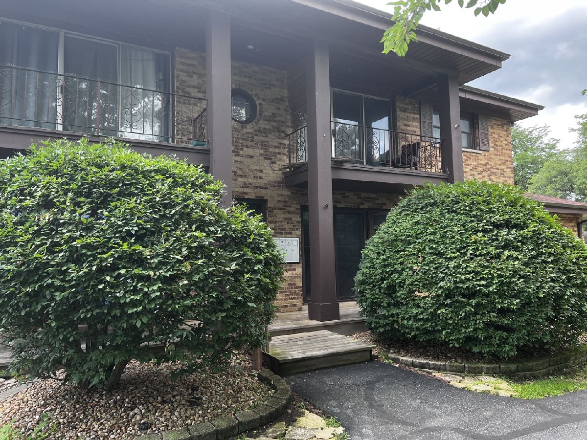  Rented Frankfort Illinois, 516 Lincoln