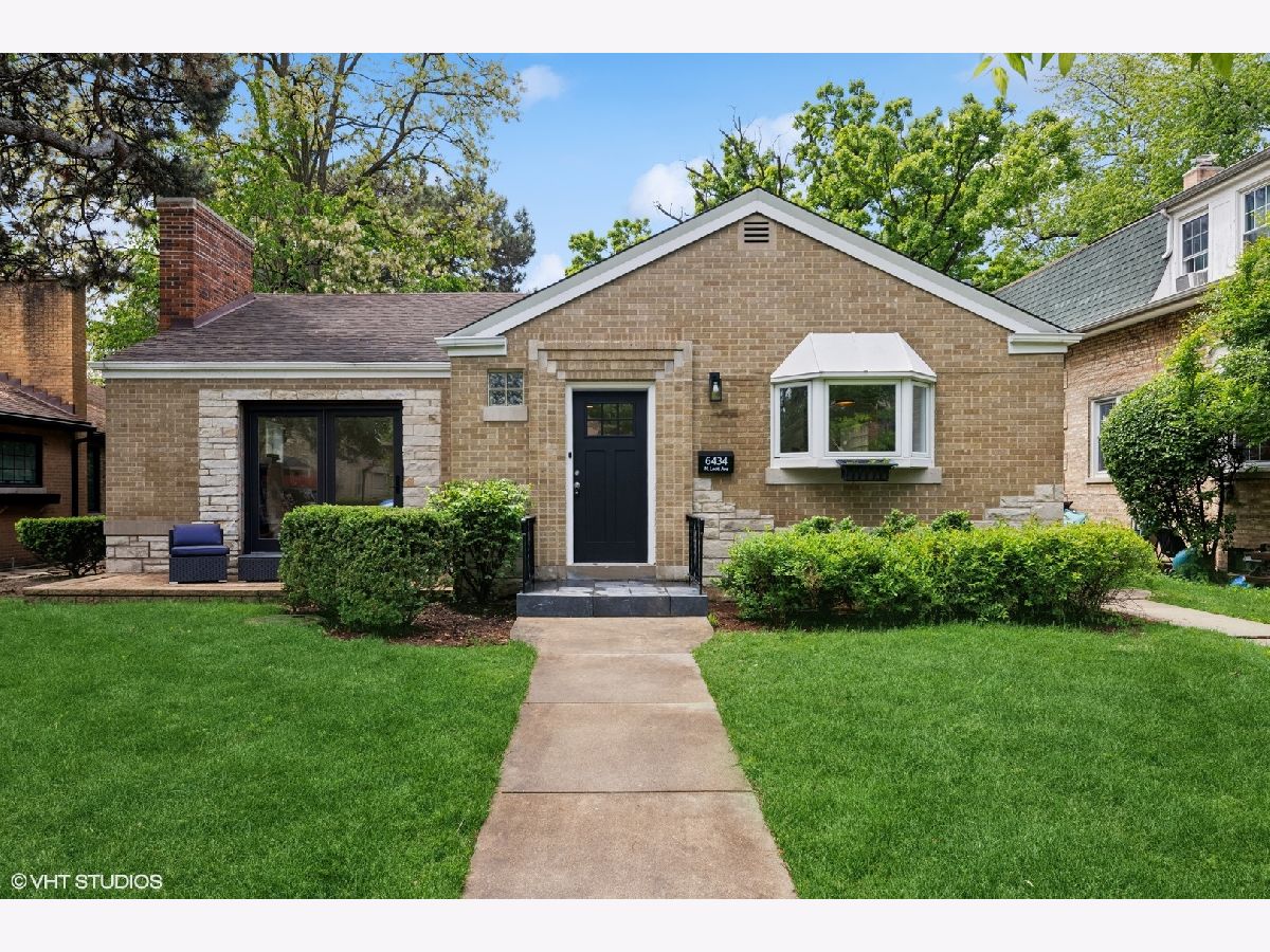 Homes & Condominiums Sold Edgebrook Chicago Illinois, 6434 Leoti