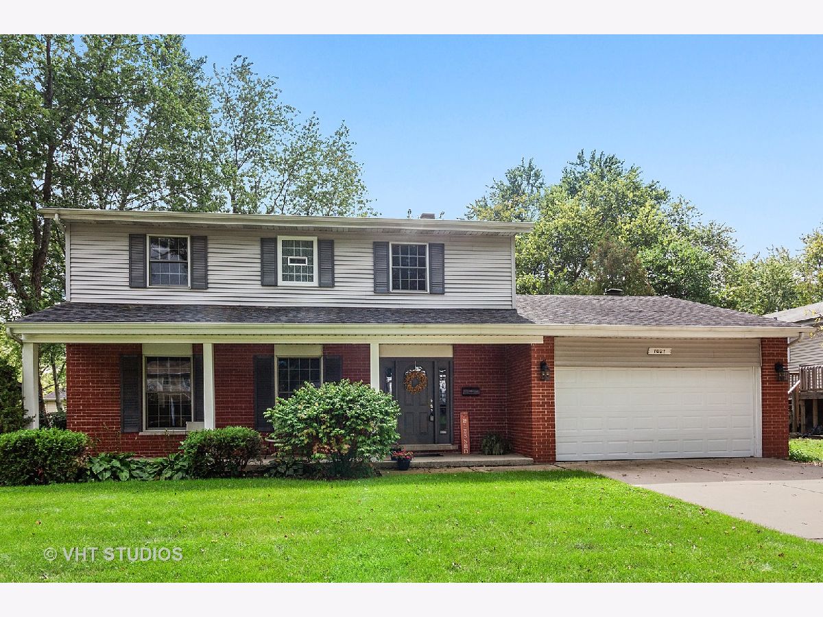  Sold Darien Illinois, 1021 Tamarack