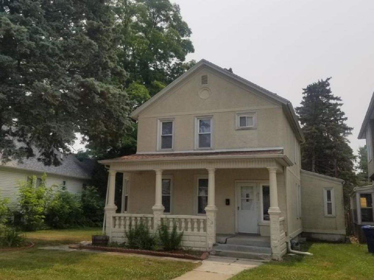  Rented Lasalle Illinois, 628 6th