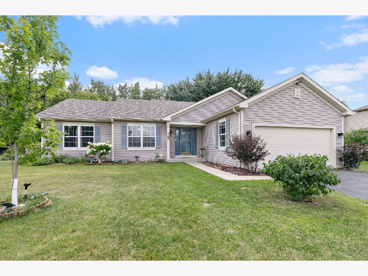 Homes Sold Hidden Grove Dekalb Illinois, 3321 Basswood