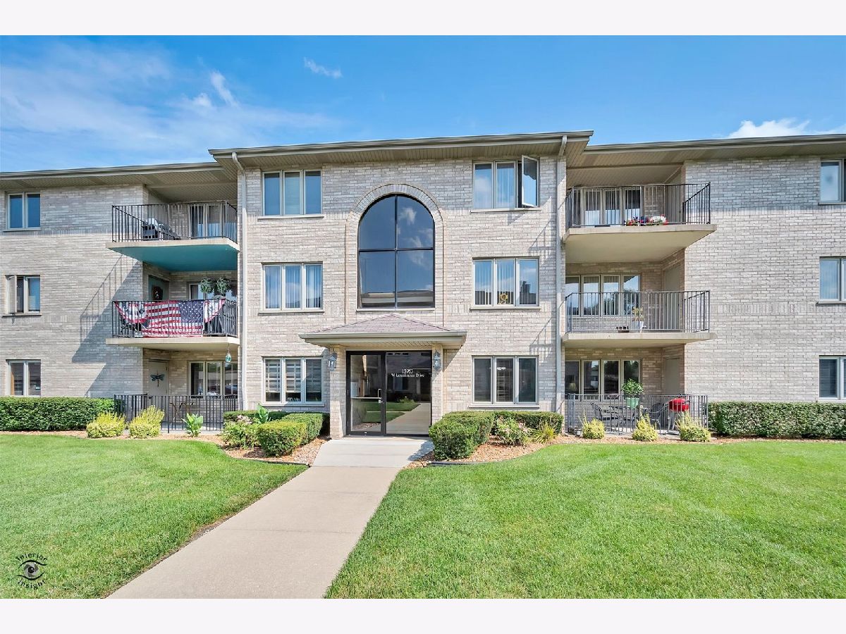 Condominiums Sold Crestpoint Crestwood Illinois, 13953 Leamington