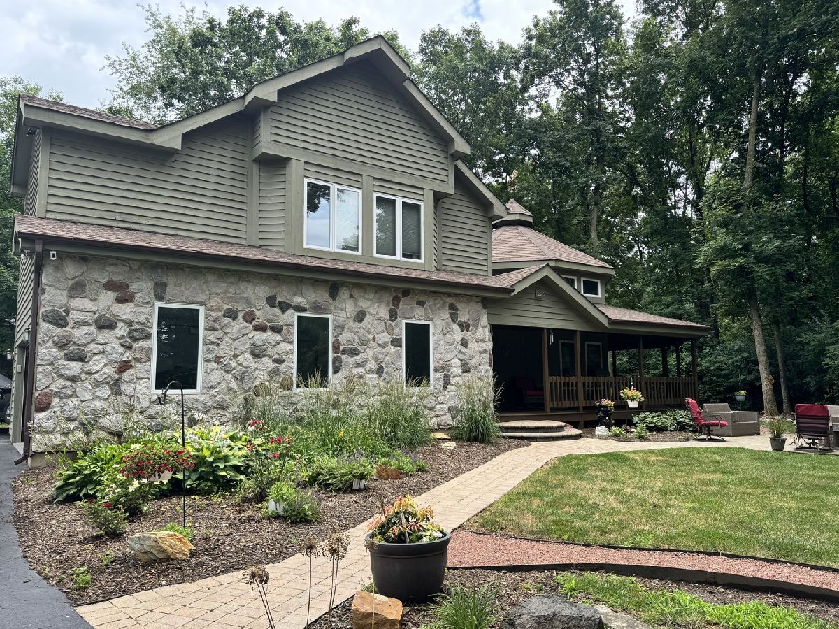 Homes Sold West Trail Grayslake Illinois, 201 Lindsey