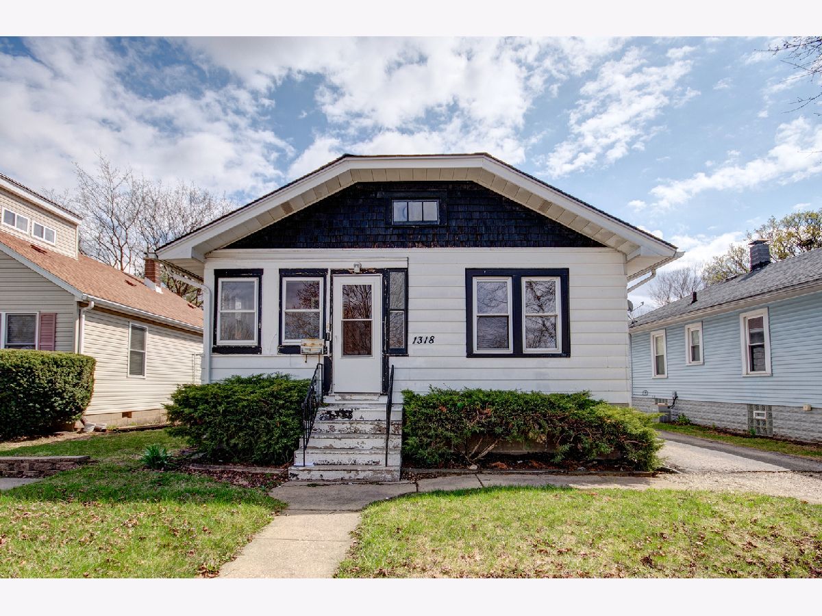 Rented Joliet Illinois, 1318 Prairie