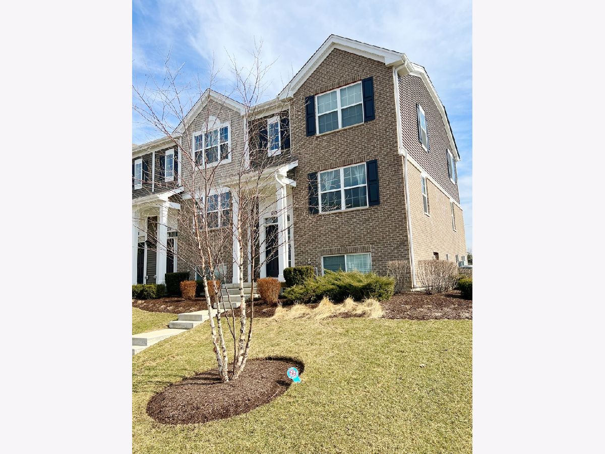  Rented Naperville Illinois, 901 Bradford