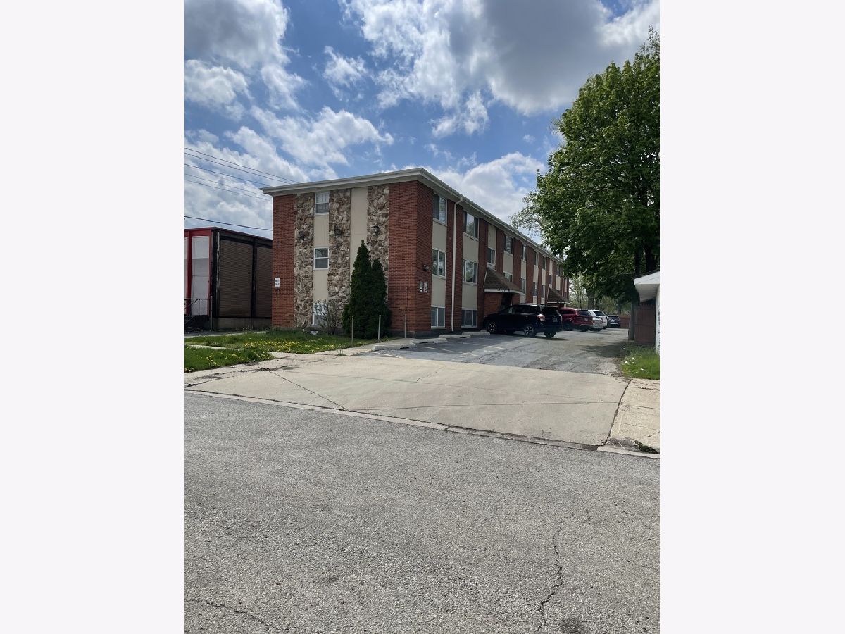  Sold Lyons Illinois, 4620 Fishermans