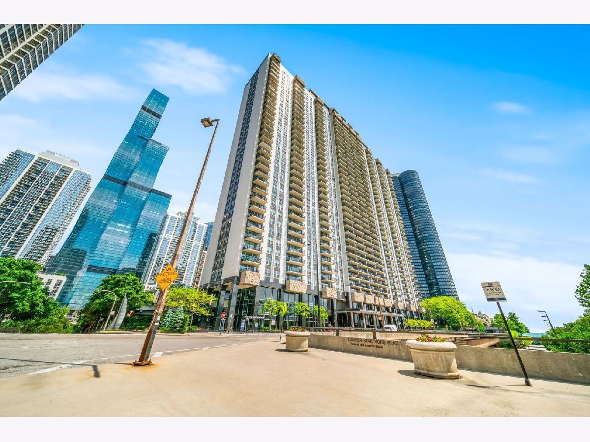  Sold Chicago Illinois, 400 Randolph