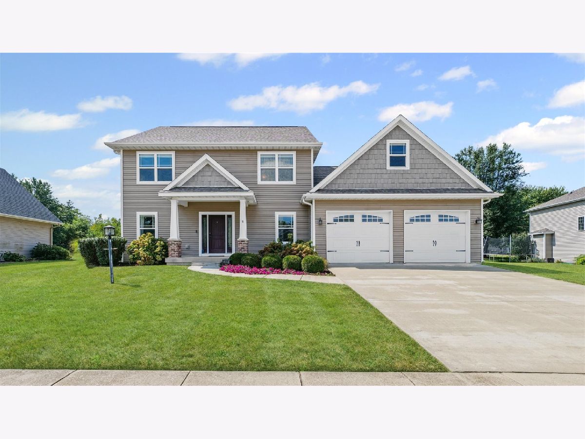  For Sale Mahomet Illinois, 307 Fox Run Drive
