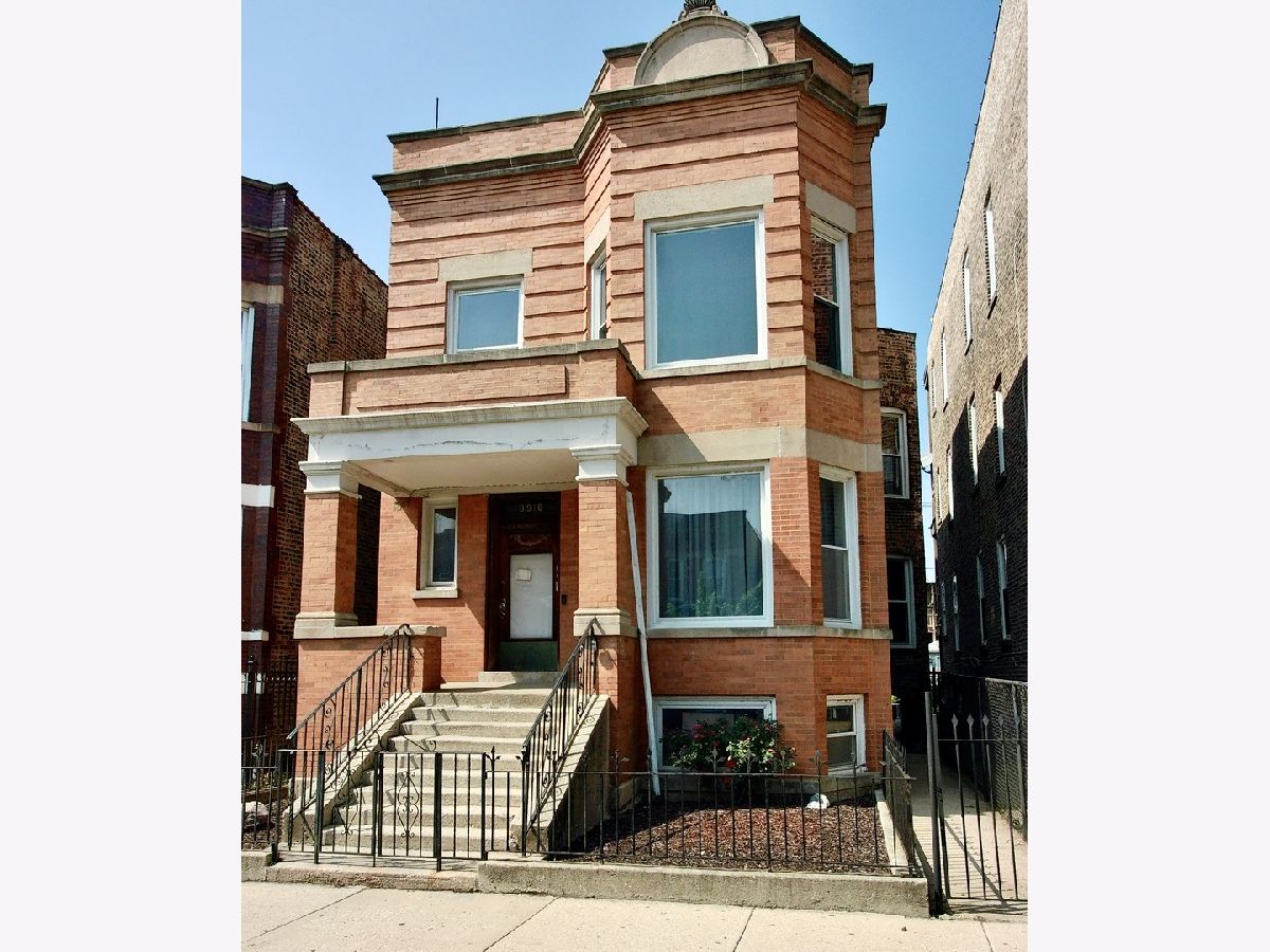  Rented Chicago Illinois, 3918 Van Buren
