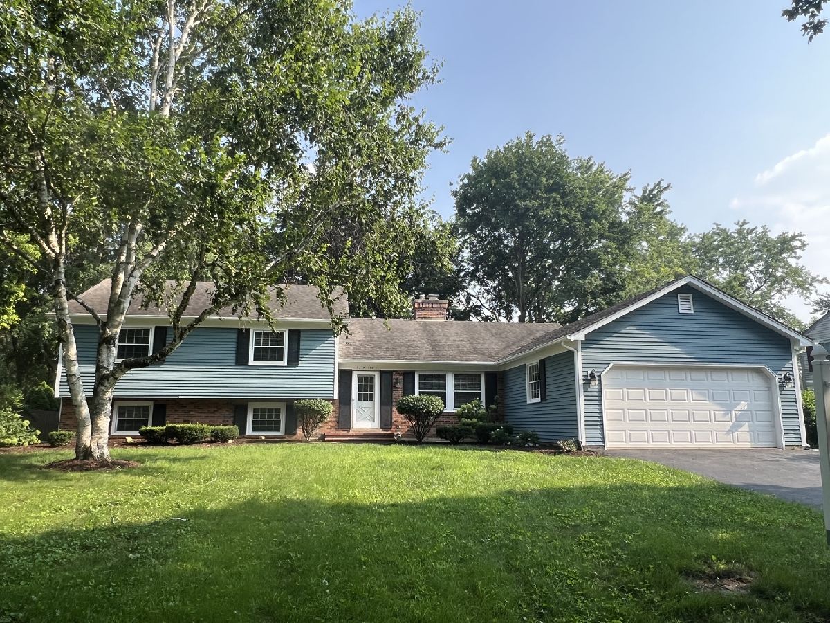  Rented Naperville Illinois, 25W135 Essex