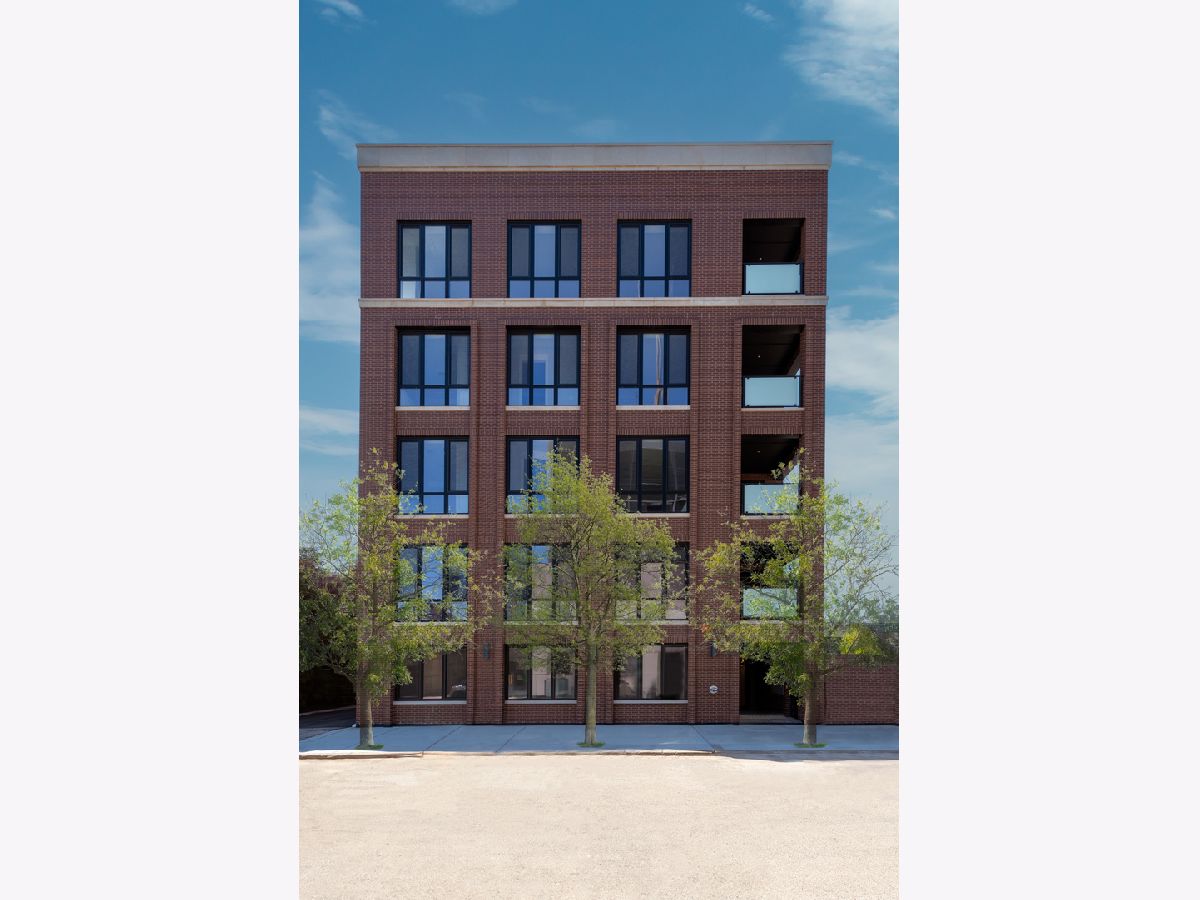  Sold Chicago Illinois, 116 Willard