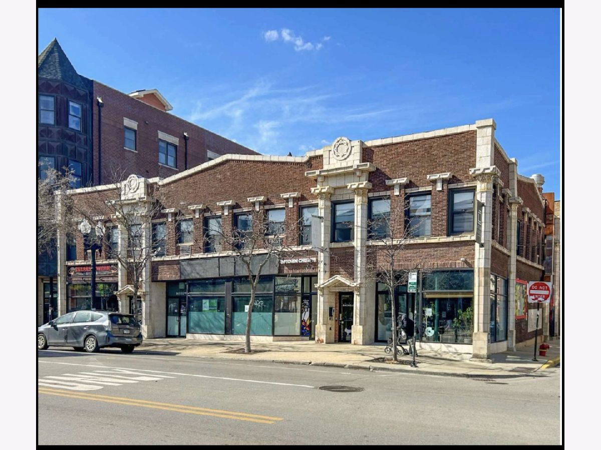  Rented Chicago Illinois, 1136 Wilson