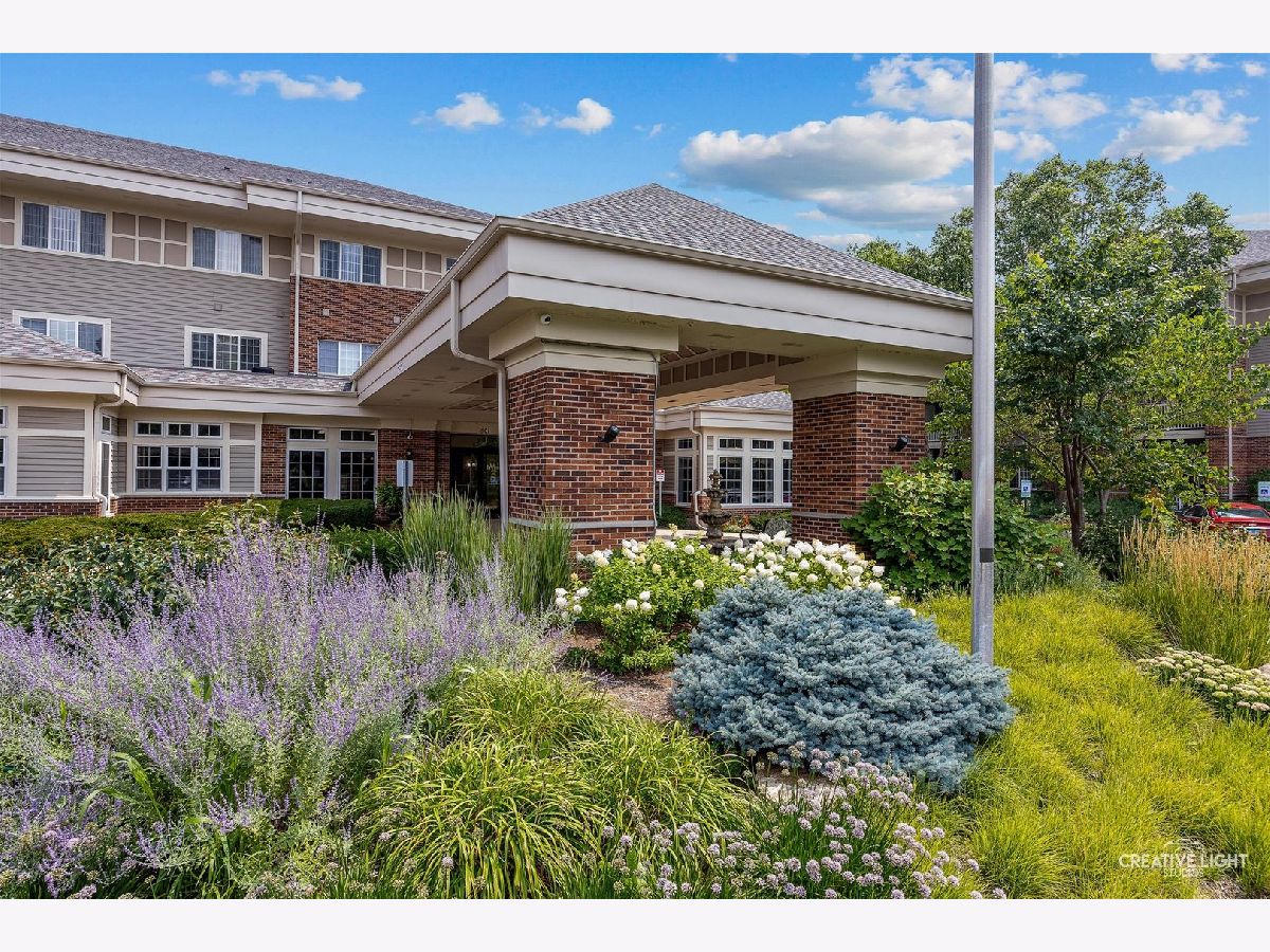 Condominiums Sold The Greens Of Elgin Elgin Illinois, 801 Mclean
