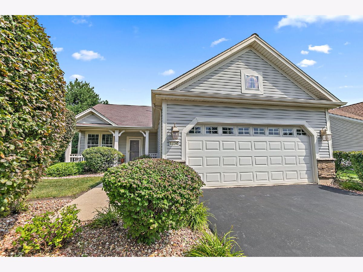  Rented Huntley Illinois, 13060 Coventry