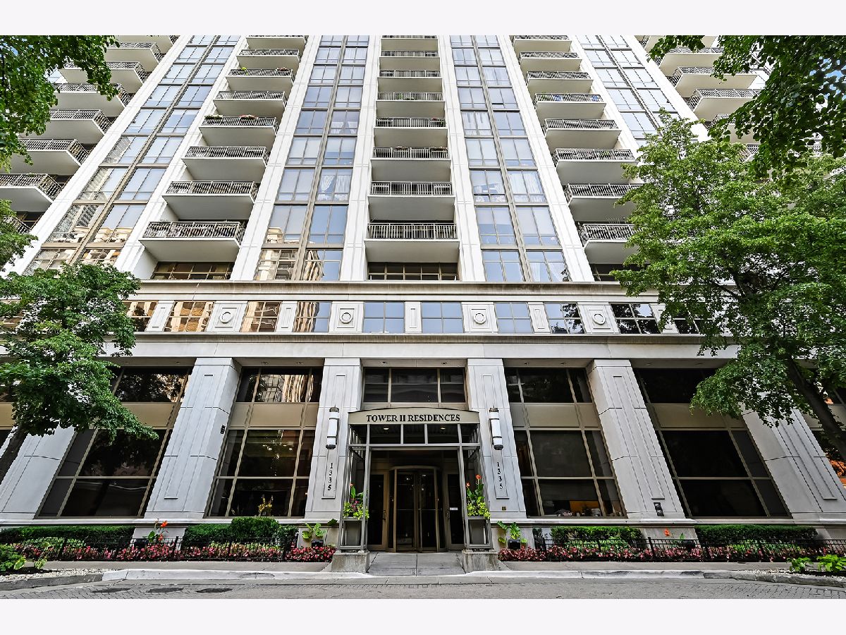 Condos & Townhomes For Sale Museum Park Chicago Illinois, 1335 Prairie Avenue