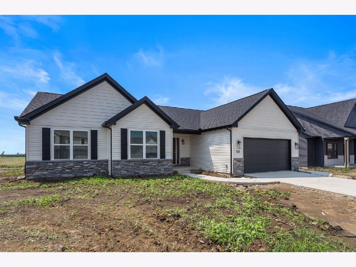  Sold Fisher Illinois, 507 Patterson