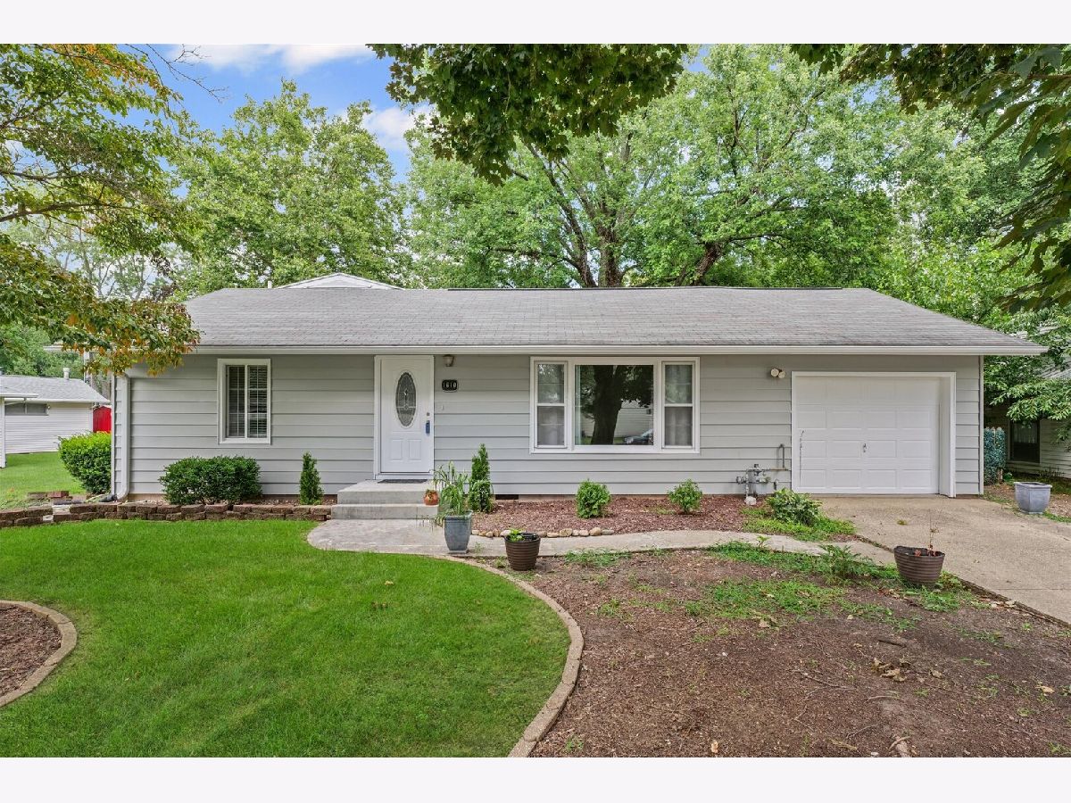 Homes & Condos & Townhomes Sold Westview Champaign Illinois, 1610 Cornell