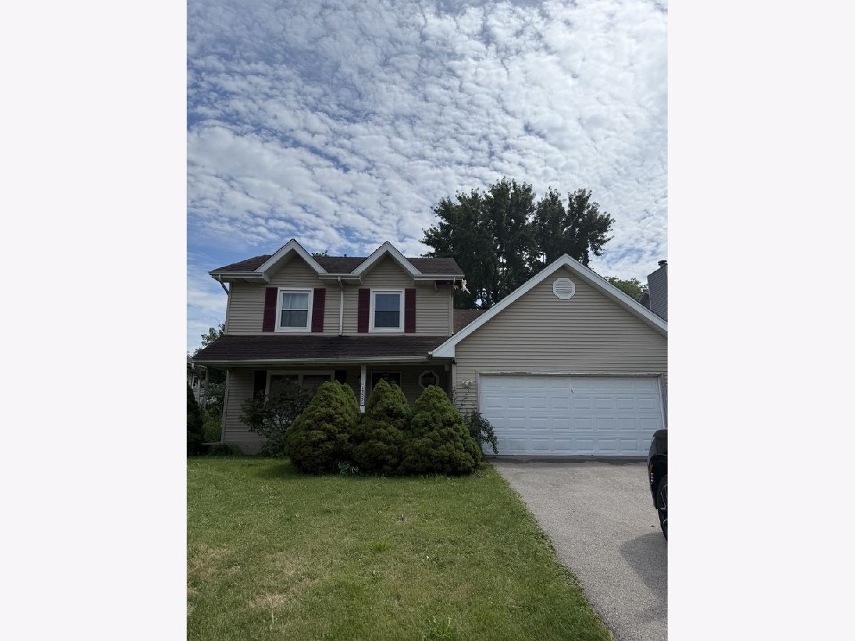 Homes For Sale Hunters Ridge Aurora Illinois, 1335 Lawrence Court