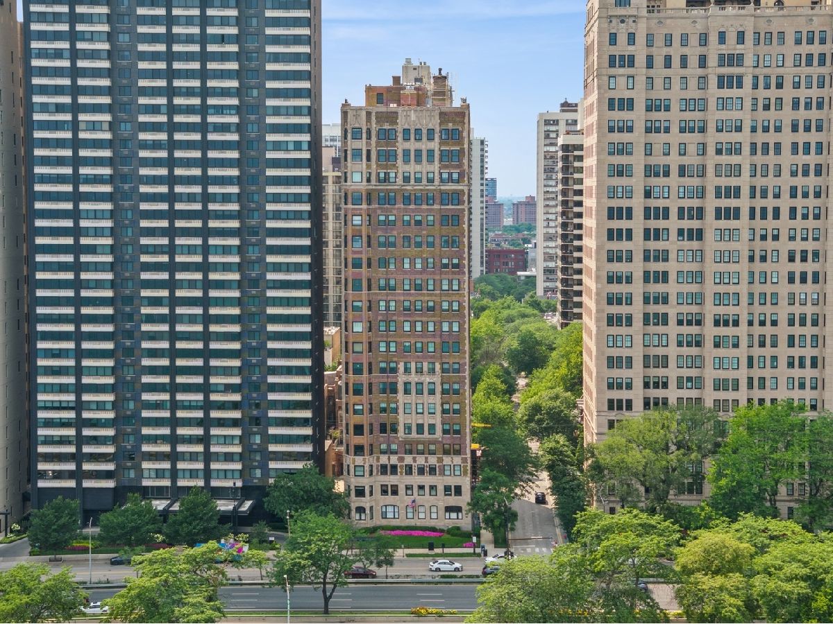  Sold Chicago Illinois, 1448 Lake Shore