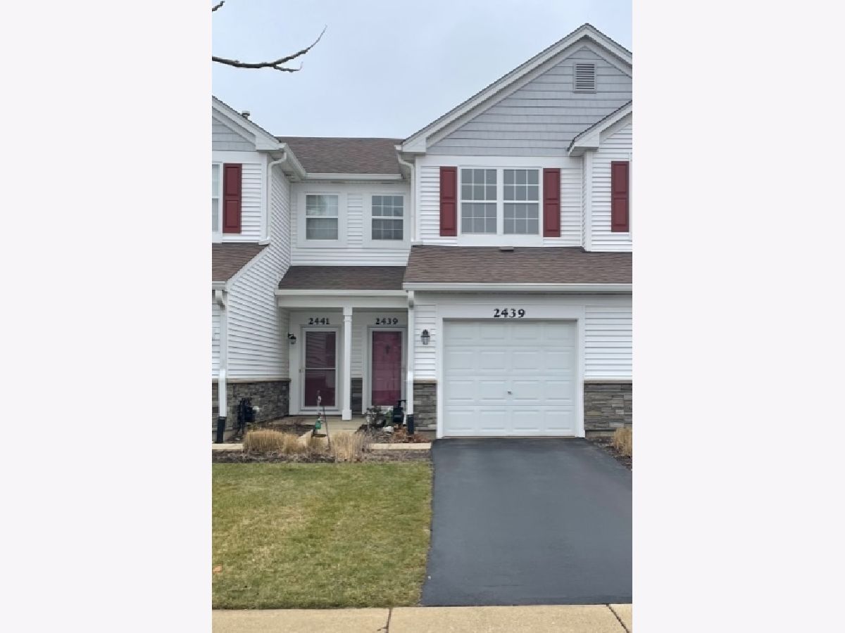  Rented Naperville Illinois, 2439 Oneida
