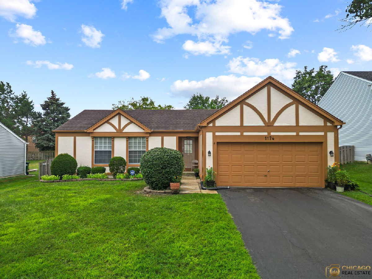  Rented Carol Stream Illinois, 1174 Hyannis