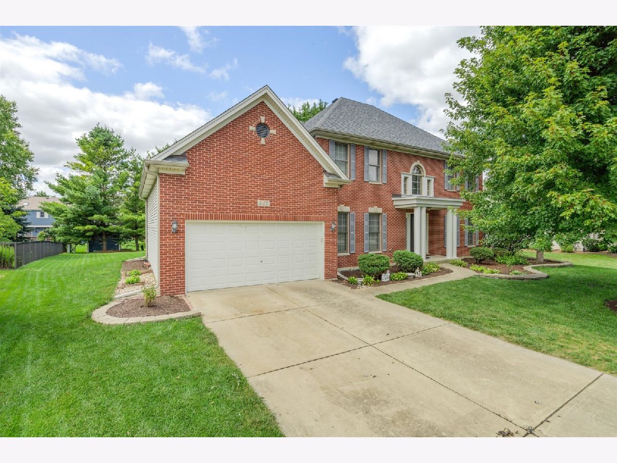 Homes For Sale Moose Lake Estates North Aurora Illinois, 442 Mallard Point Drive