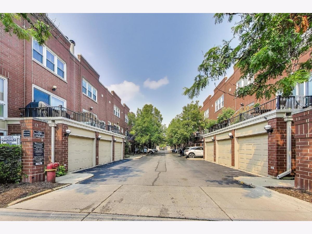 Townhomes Sold Terra Cotta Village Chicago Illinois, 1775 Altgeld