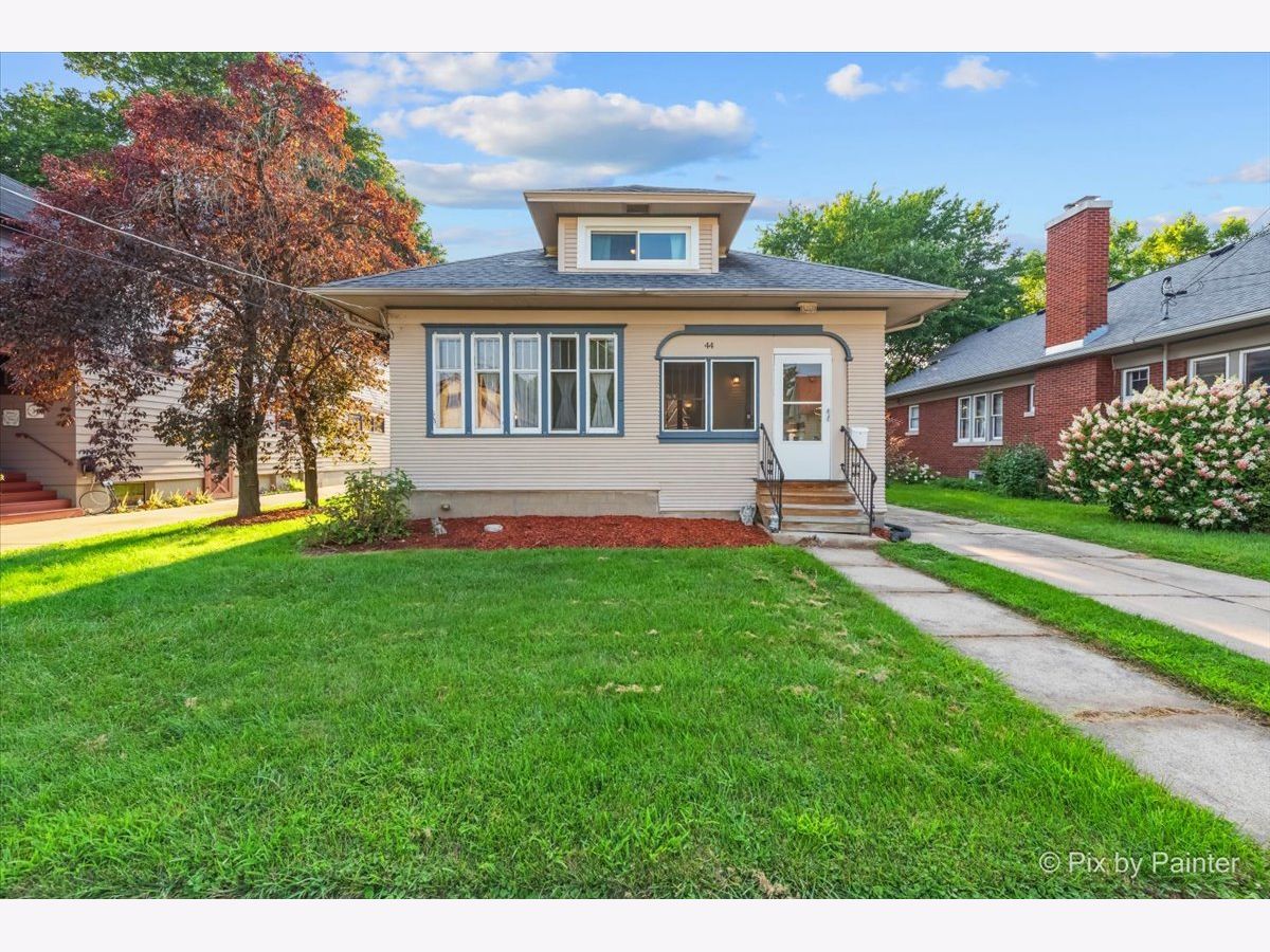 Homes For Sale Washington Heights Elgin Illinois, 44 Du Bois Avenue