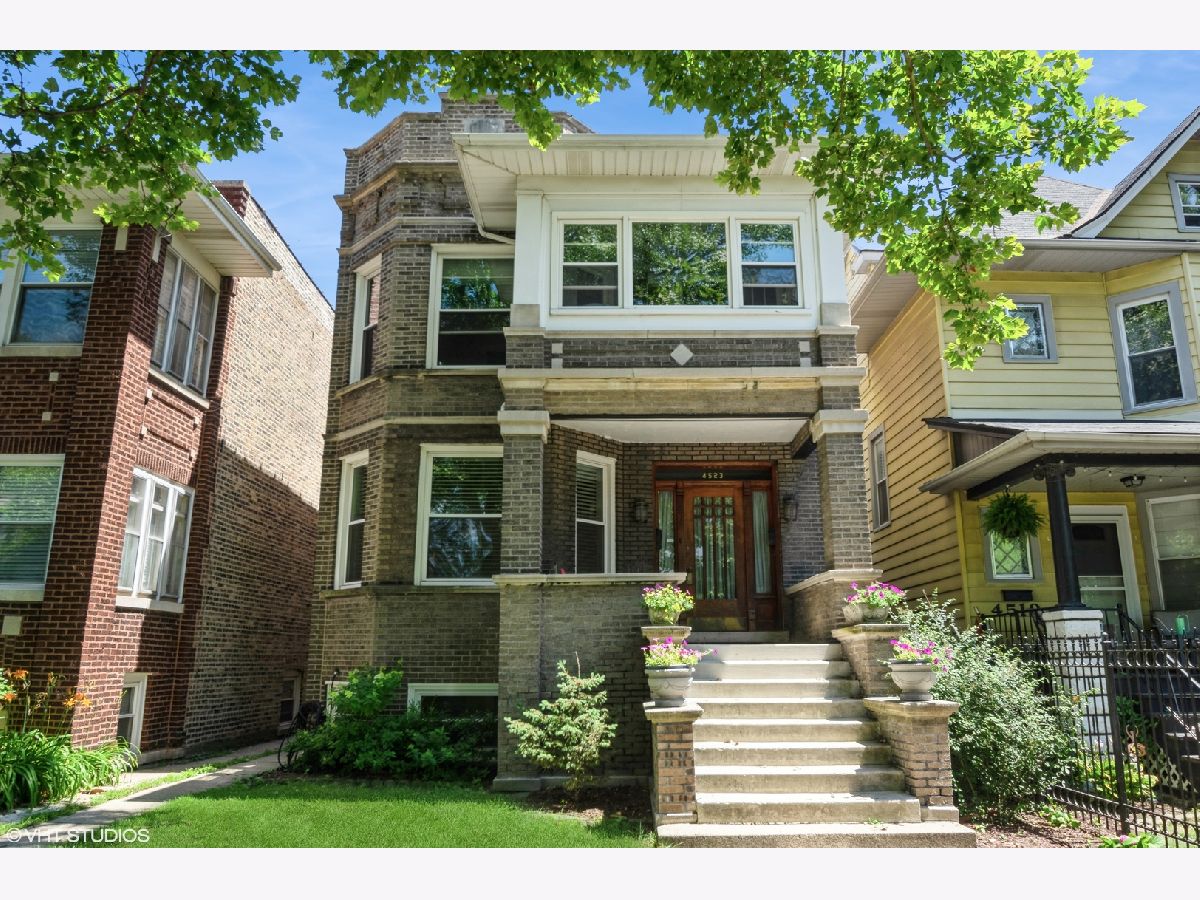  Rented Chicago Illinois, 4523 Campbell