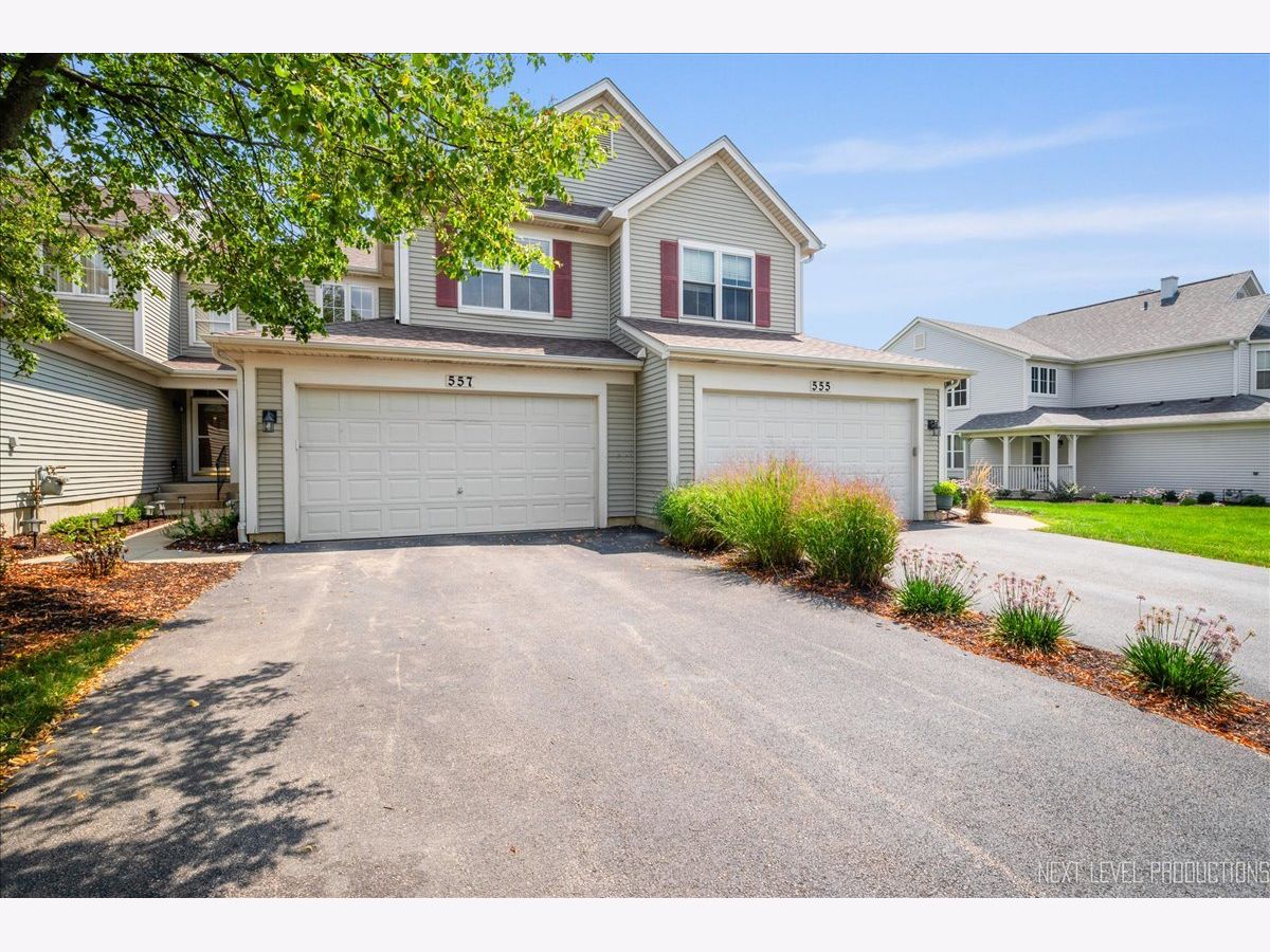  Sold Bartlett Illinois, 557 Peregrine