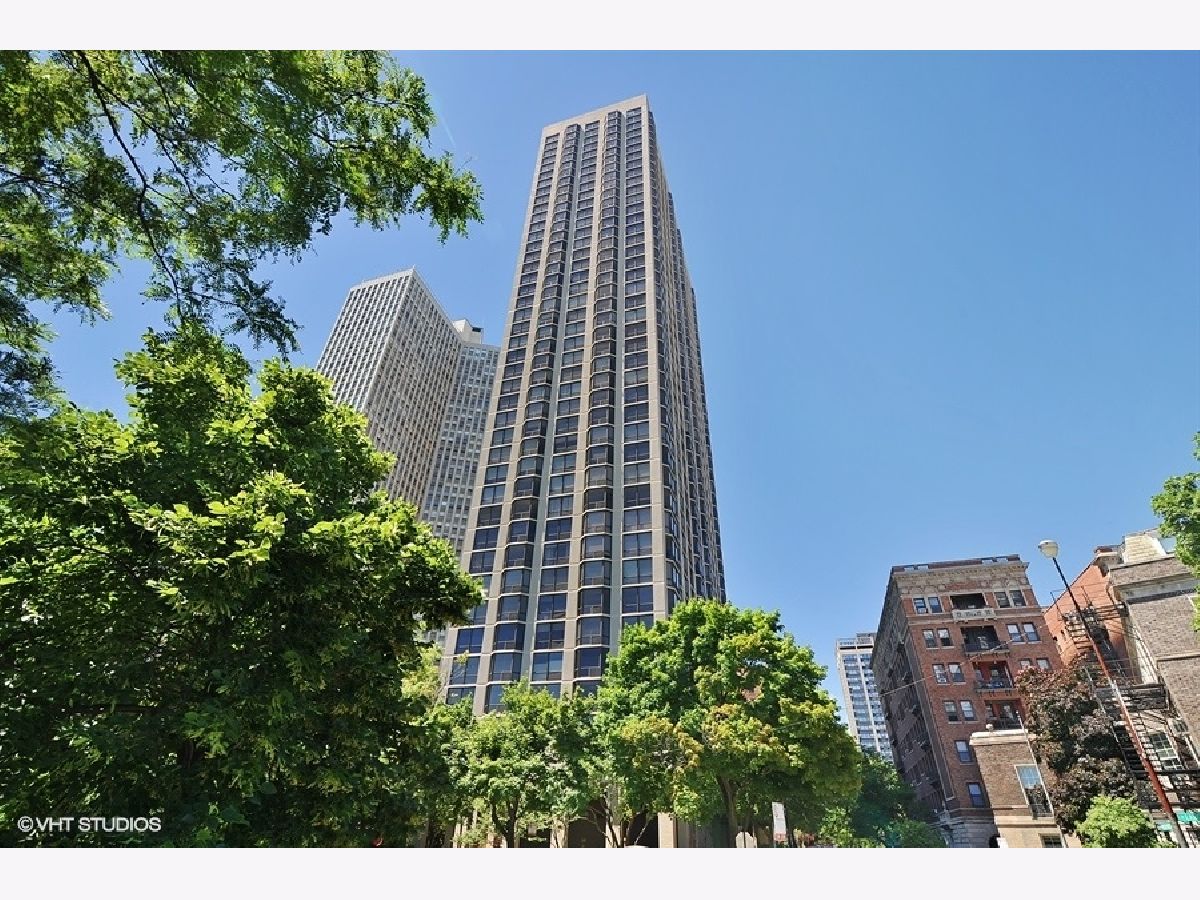  Sold Chicago Illinois, 2650 Lakeview