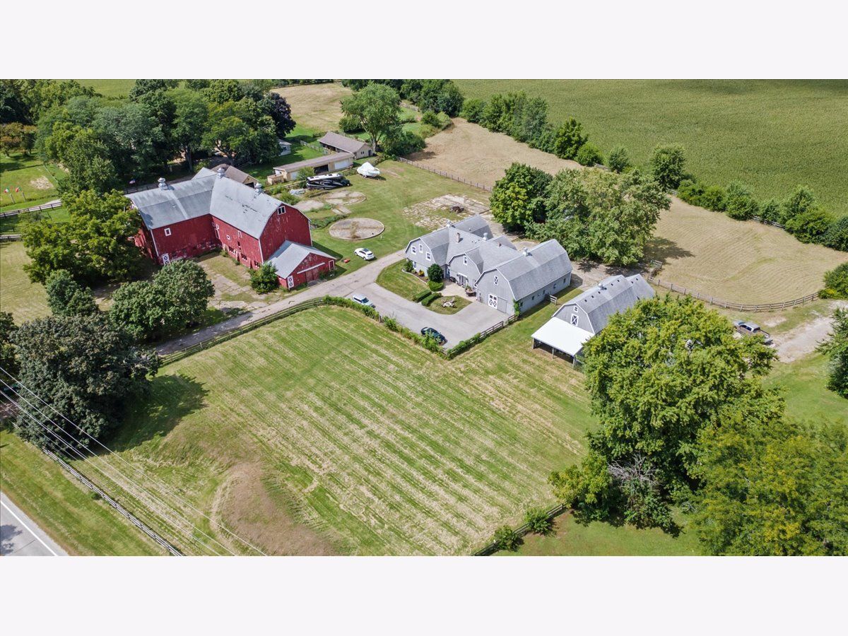  For Sale St Charles Illinois, 42W534 Empire Road