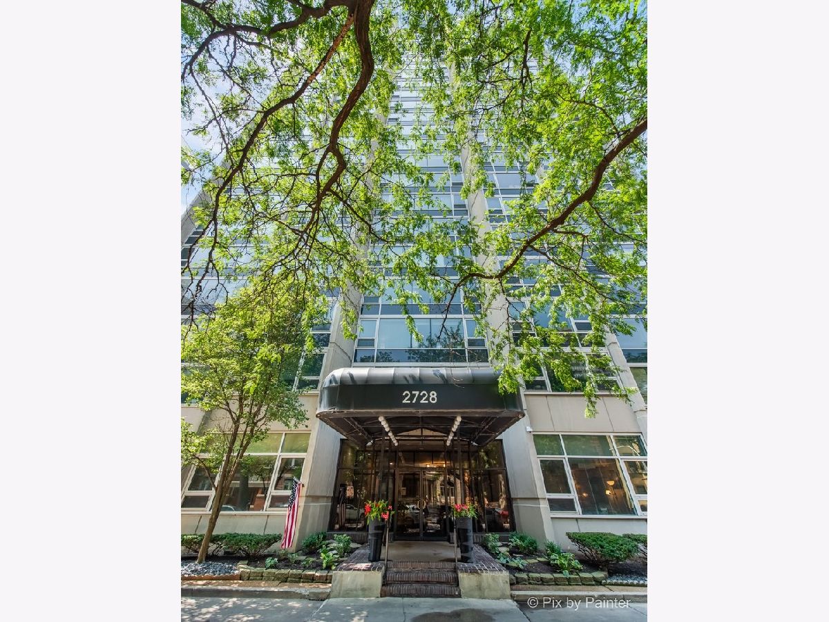Condos & Townhomes Rented Hampden Green Chicago Illinois, 2728 Hampden
