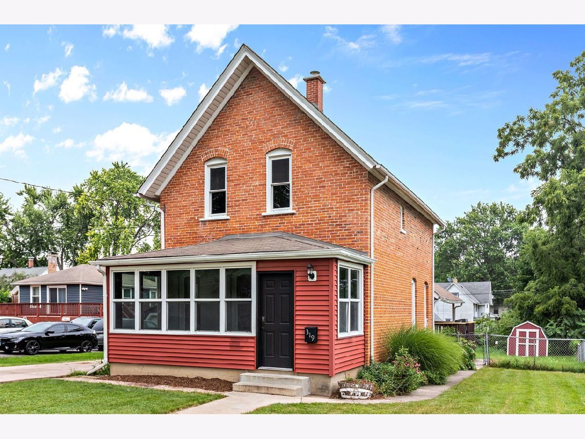 For Rent Elgin Illinois, 319 Wabash