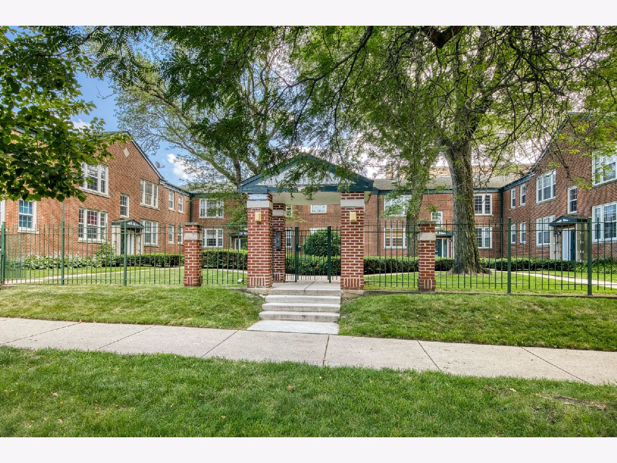 Sold Chicago Illinois, 2425 Fitch