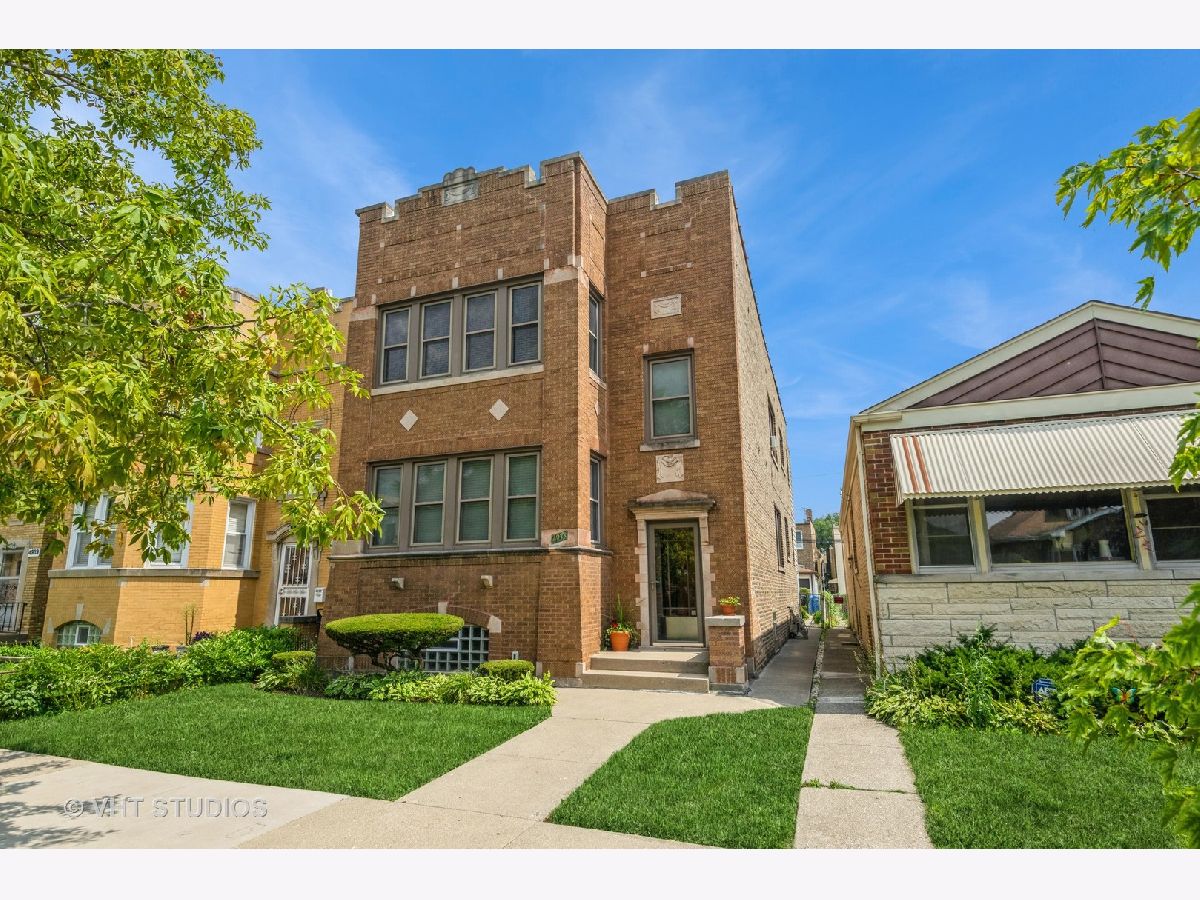 Homes & Condominiums Sold North Mayfair Chicago Illinois, 4933 Kilpatrick