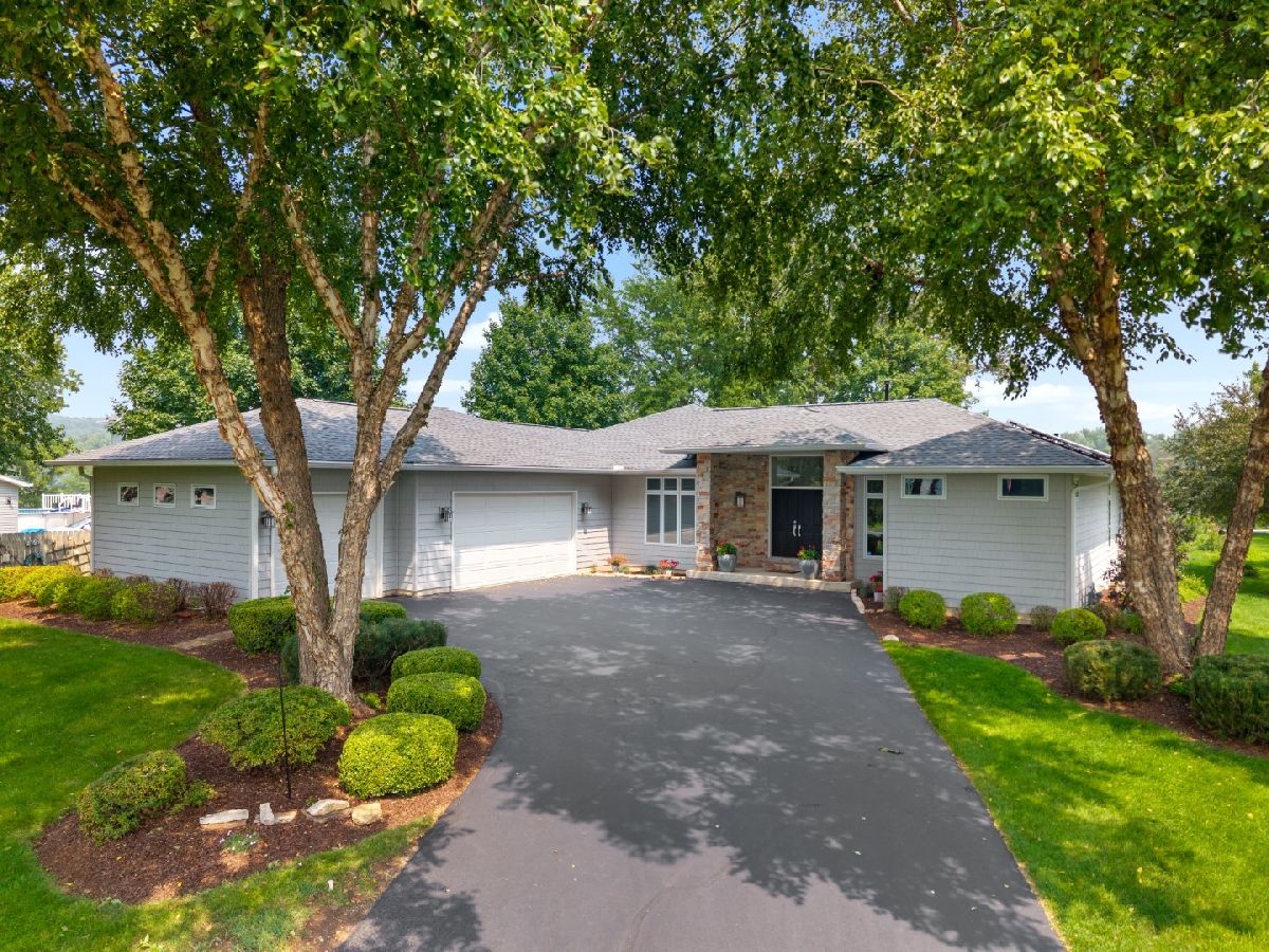  Sold Oregon Illinois, 817 Fairground Circle