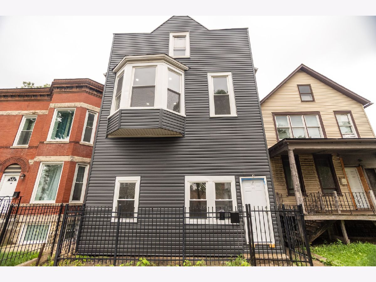  For Sale Chicago Illinois, 6214 Morgan Street