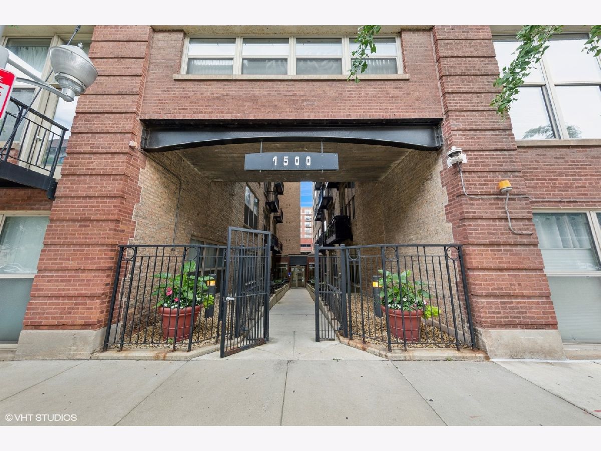 Condominiums Rented Park 1500 Lofts Chicago Illinois, 1500 Monroe