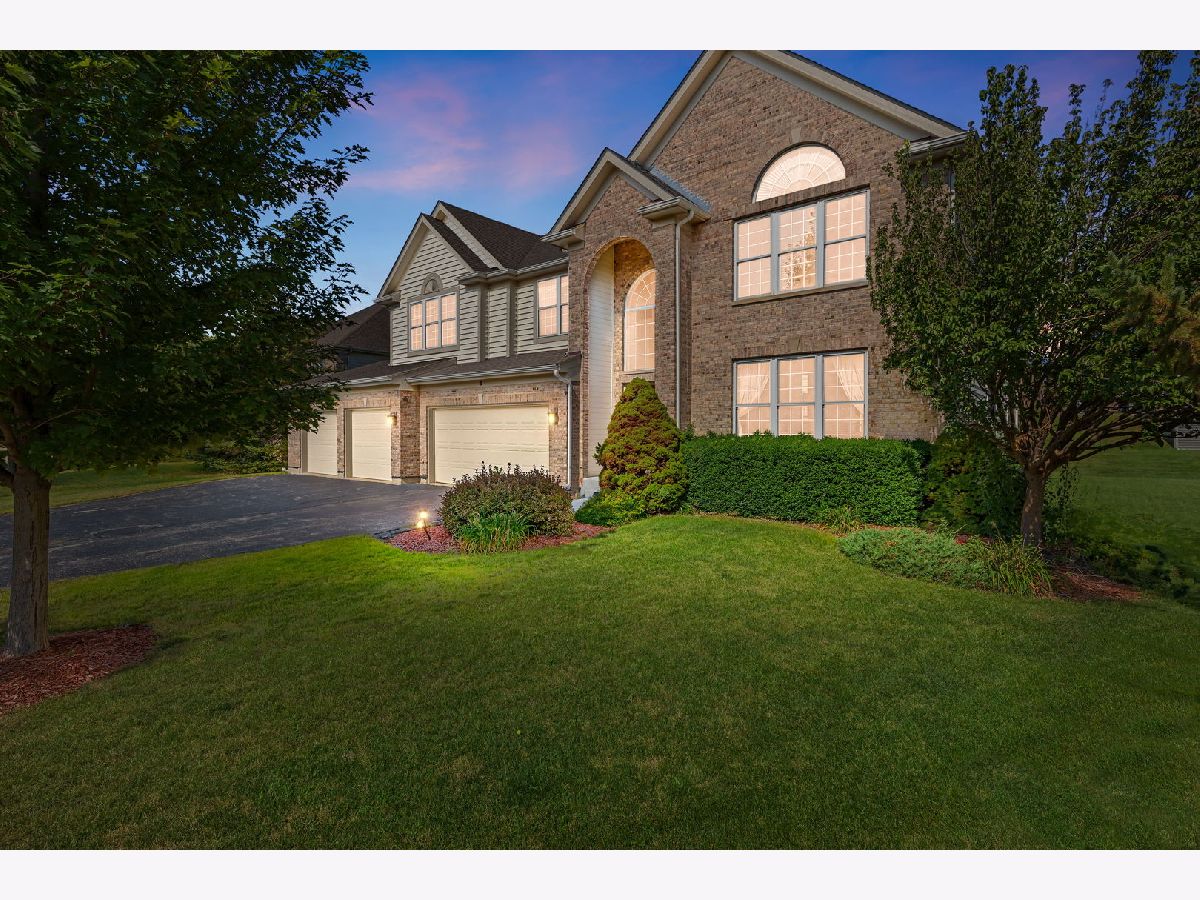 Homes For Sale Boulder Ridge Greens Lake In The Hills Illinois, 3 Barton Creek Court