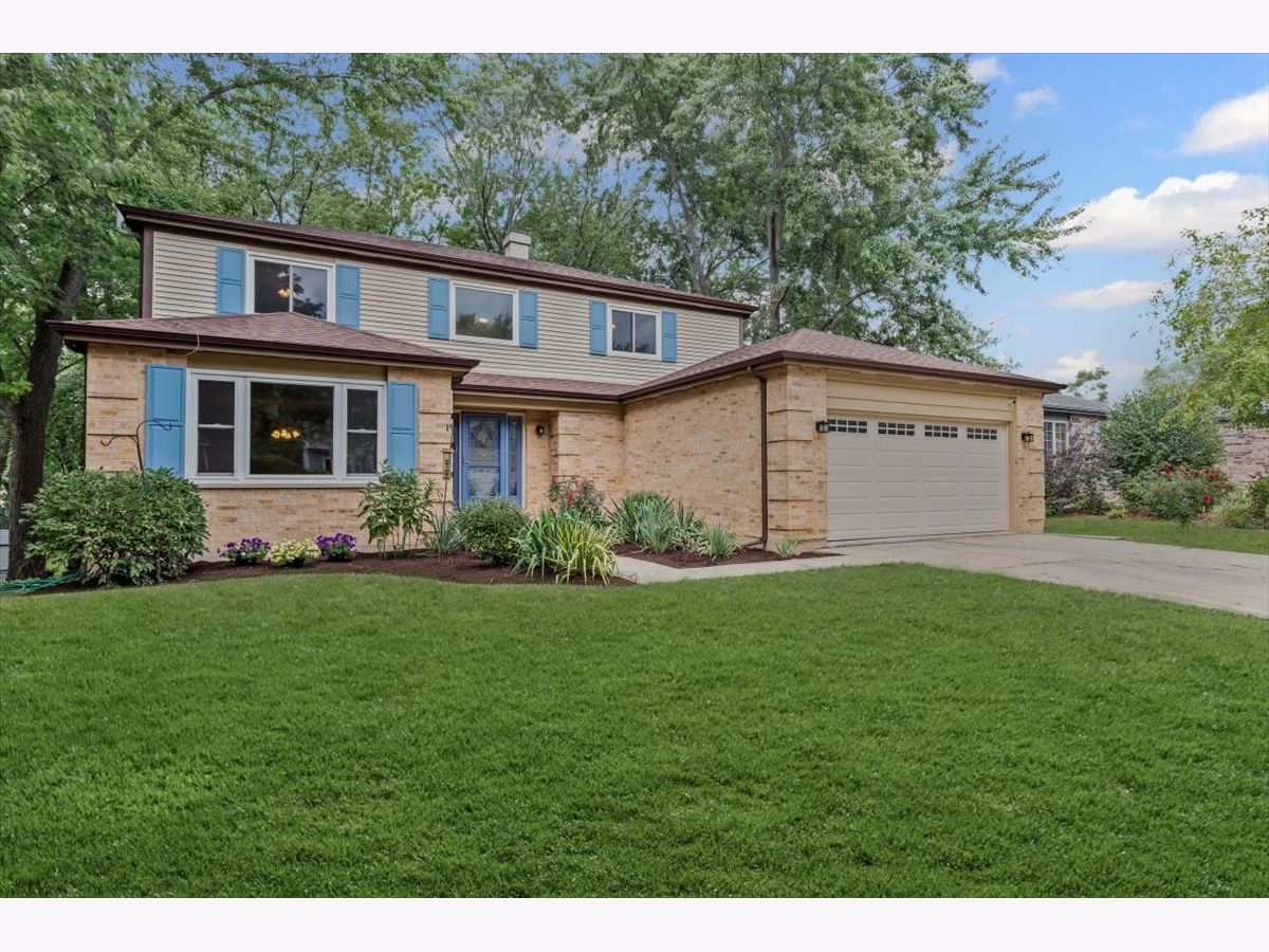 Homes Sold Mallard Ridge Lindenhurst Illinois, 1602 Nightengale